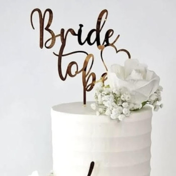 Topper cake Modèle Bride to Be